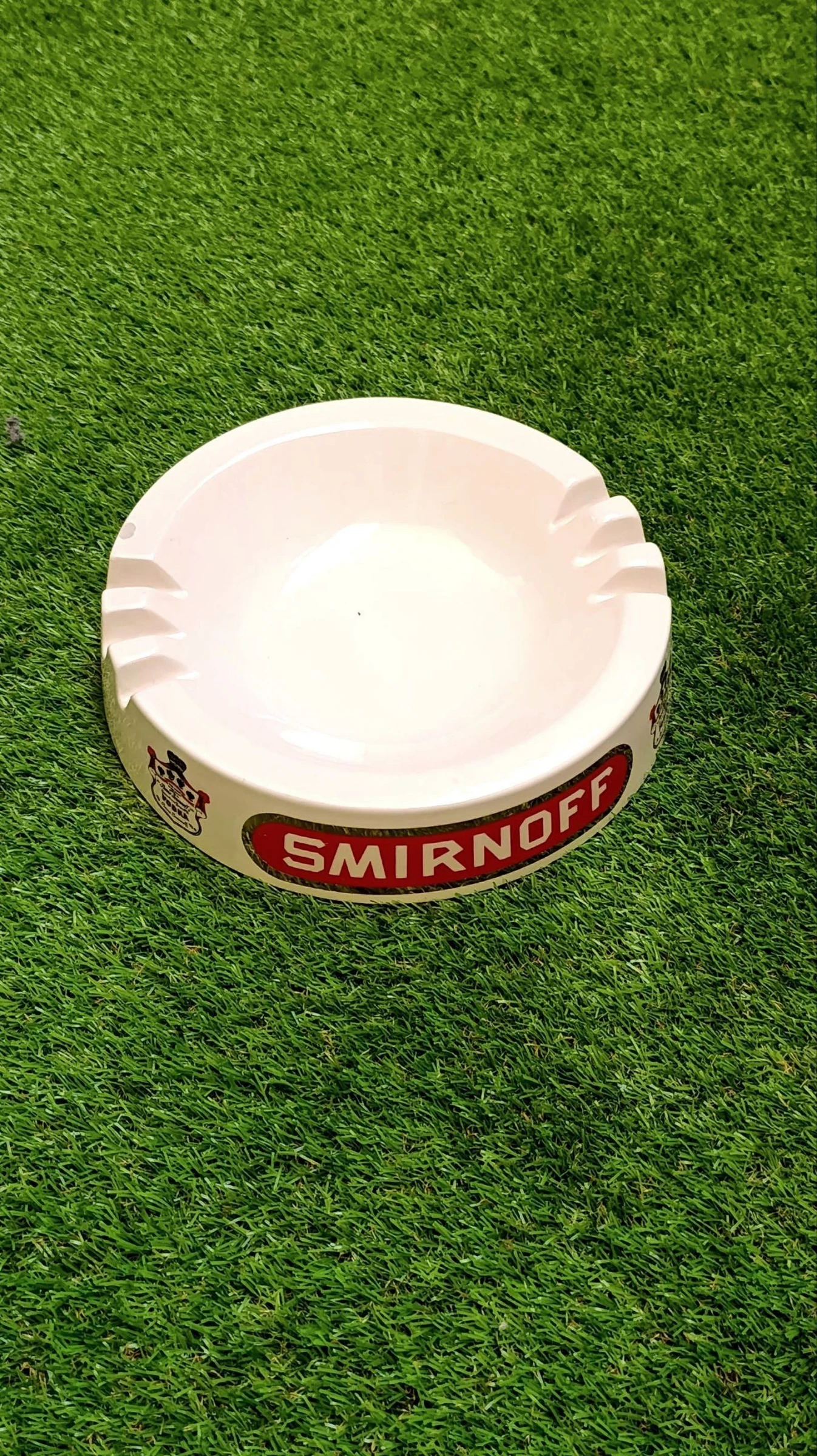 Cenicero vintage Smirnoff